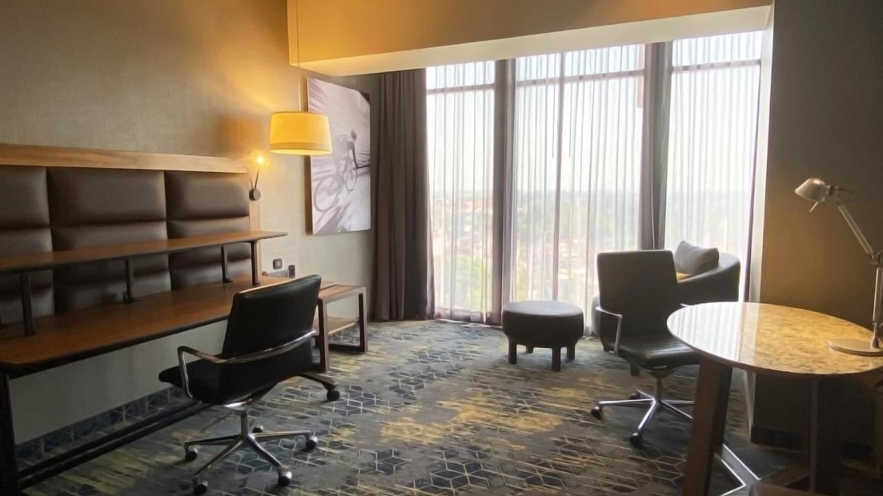 Fiesta Americana Monterrey Pabellon M. Exterior photo A room at the hotel