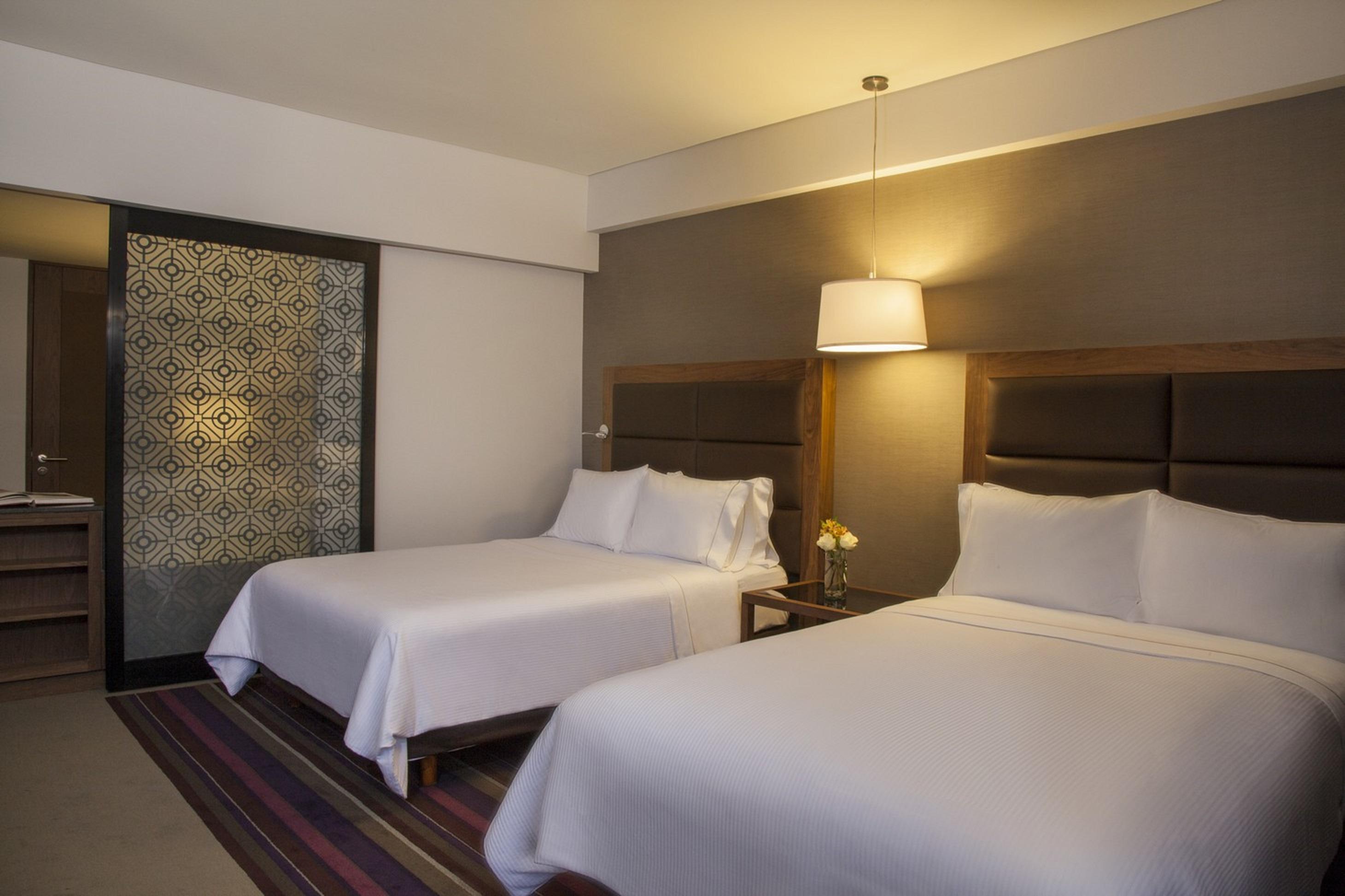 Fiesta Americana Monterrey Pabellon M. Exterior photo Deluxe Room