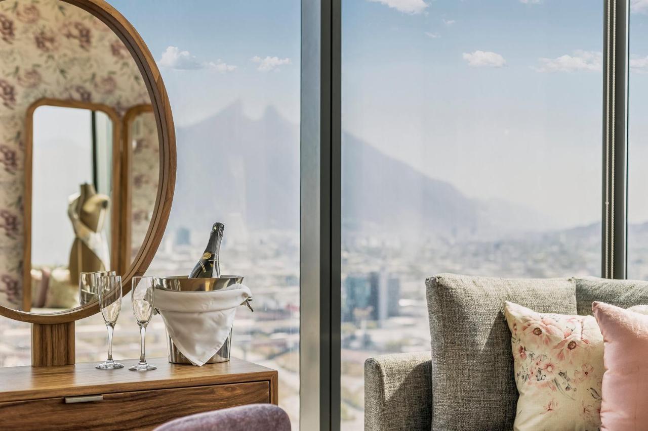 Fiesta Americana Monterrey Pabellon M. Exterior photo View from a suite